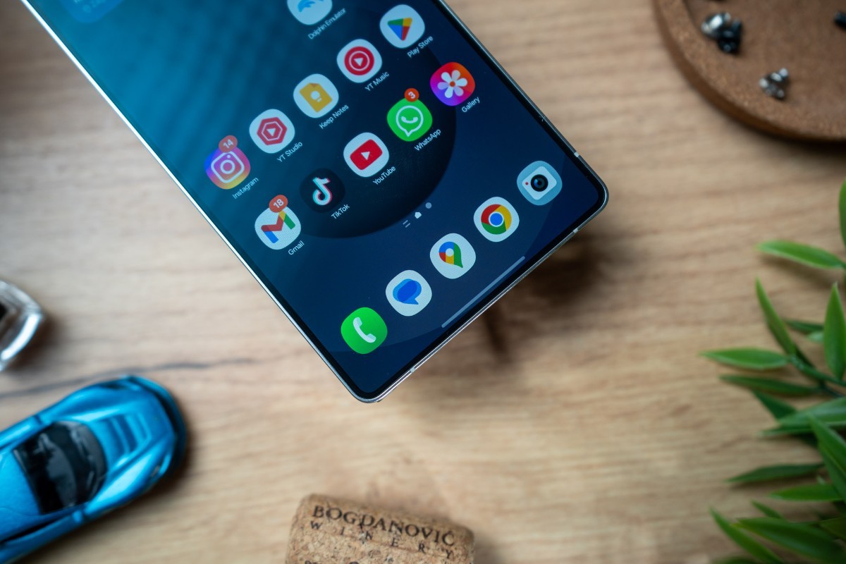 Samsung Galaxy S26 Ultra May Ditch S Pen 